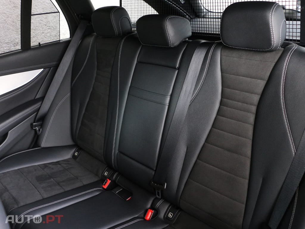 Mercedes-Benz E 300 de AMG Line