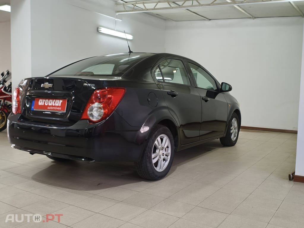 Chevrolet Aveo 1.2 LT