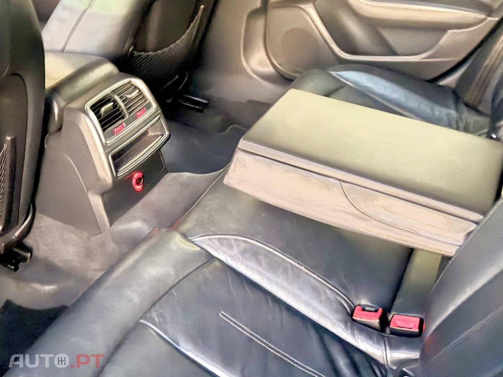 Audi A6 Avant 2.0 TDi S-line Multitronic (Ler descrição)
