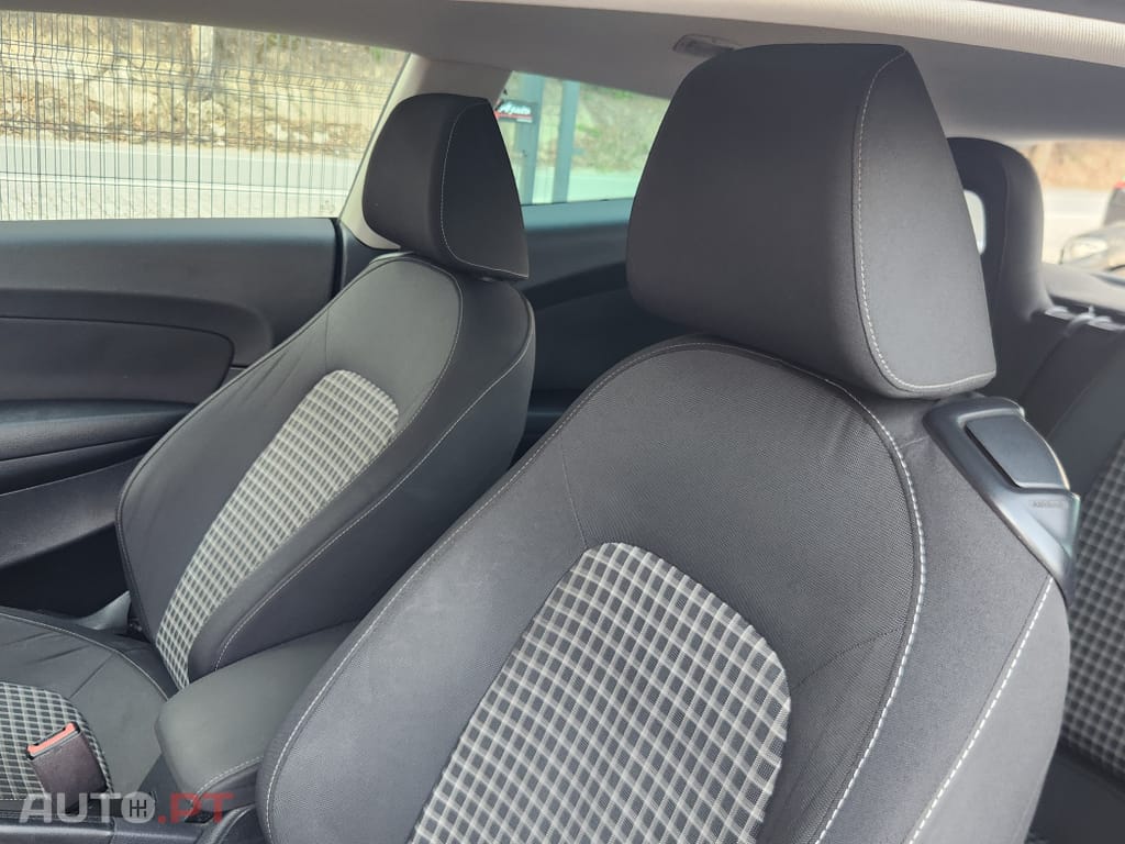Volkswagen Scirocco 2.0 TDI Sport