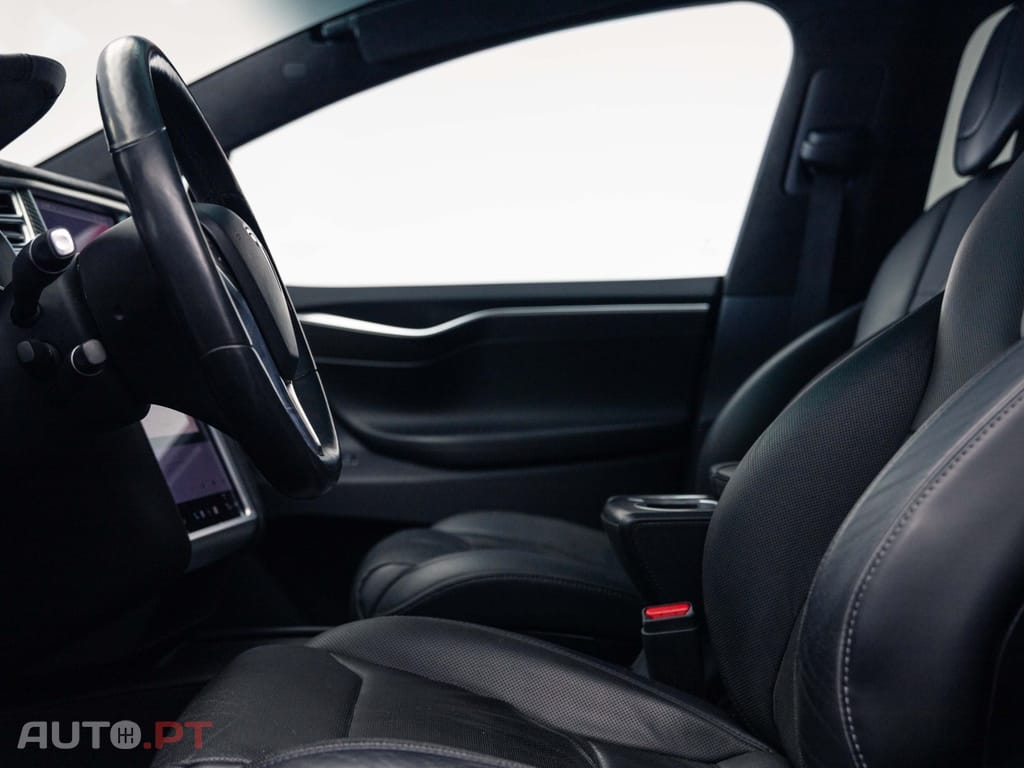 Tesla Model X P100D