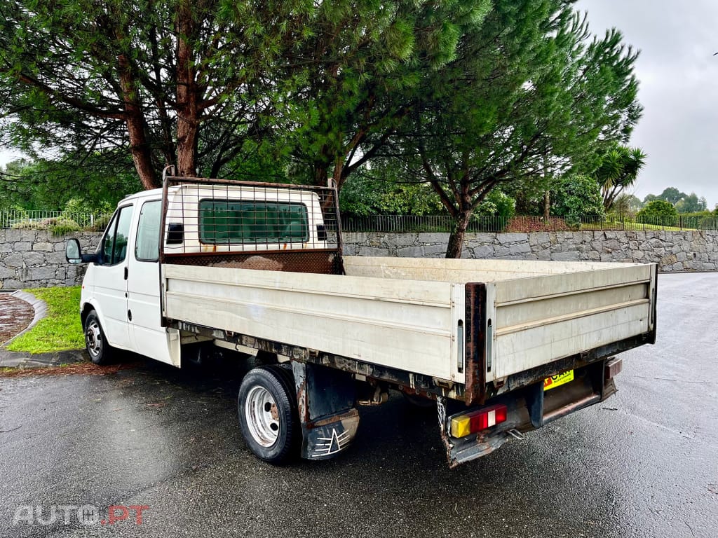 Ford Transit 7 lugares