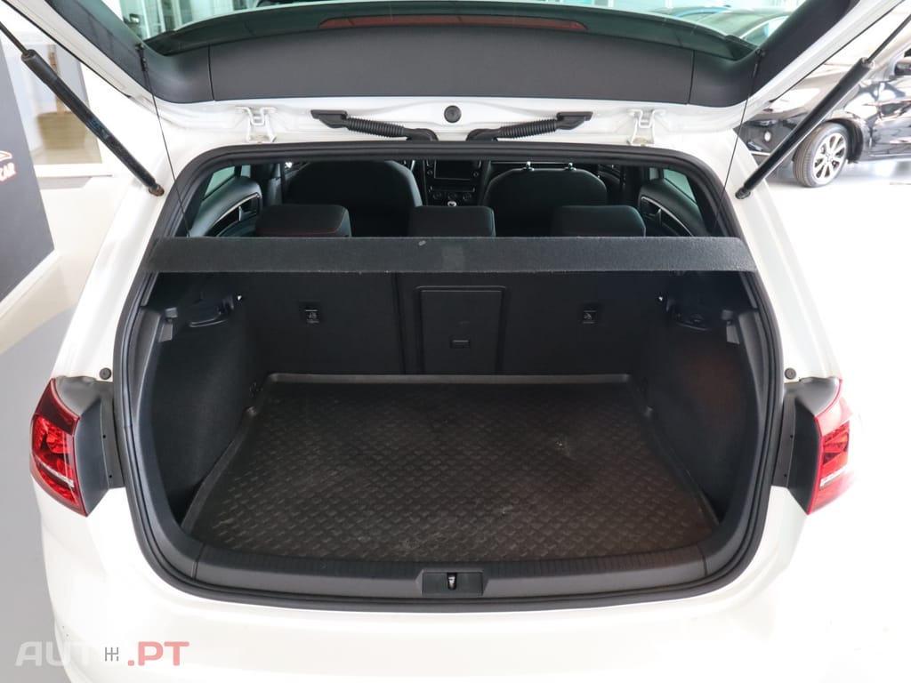 Volkswagen Golf 2.0 TSi GTi Performance