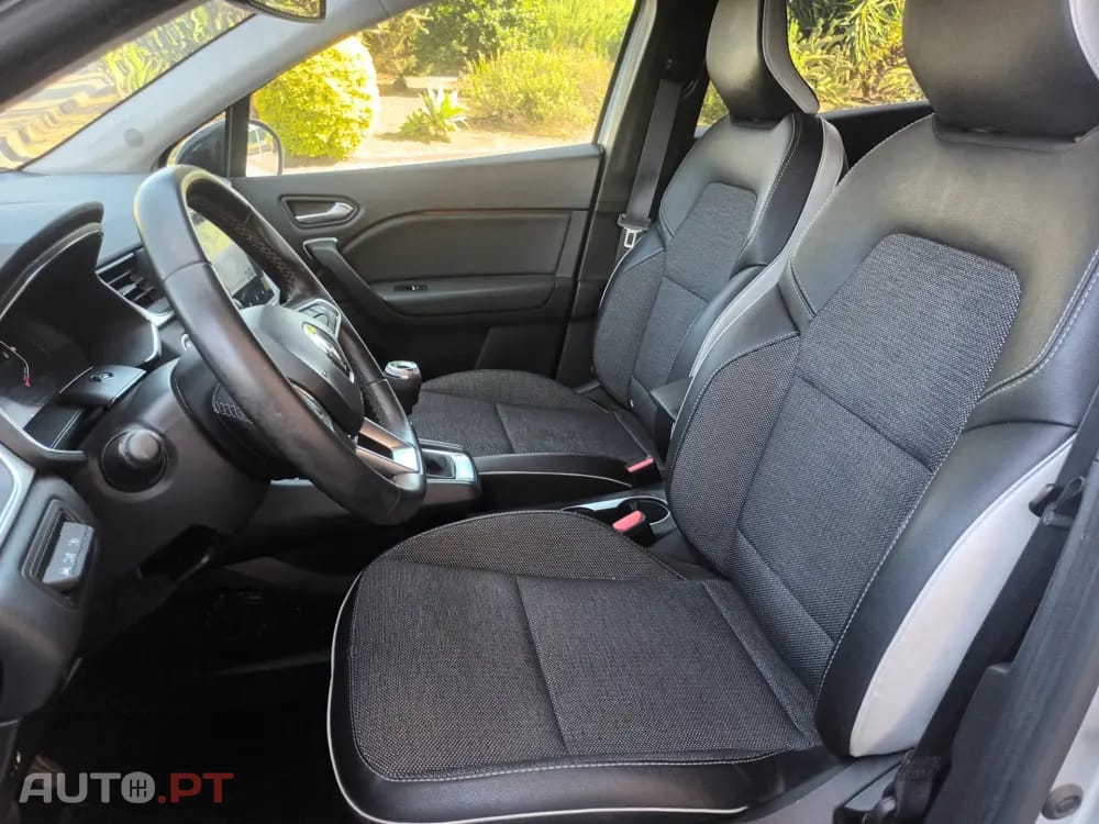 Renault Captur 1.0 TCe Techno Bi-Fuel