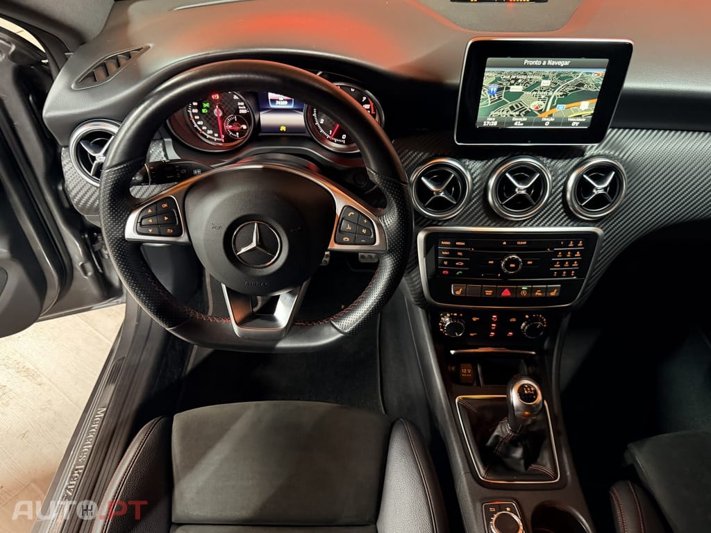 Mercedes-Benz A 200 AMG Line