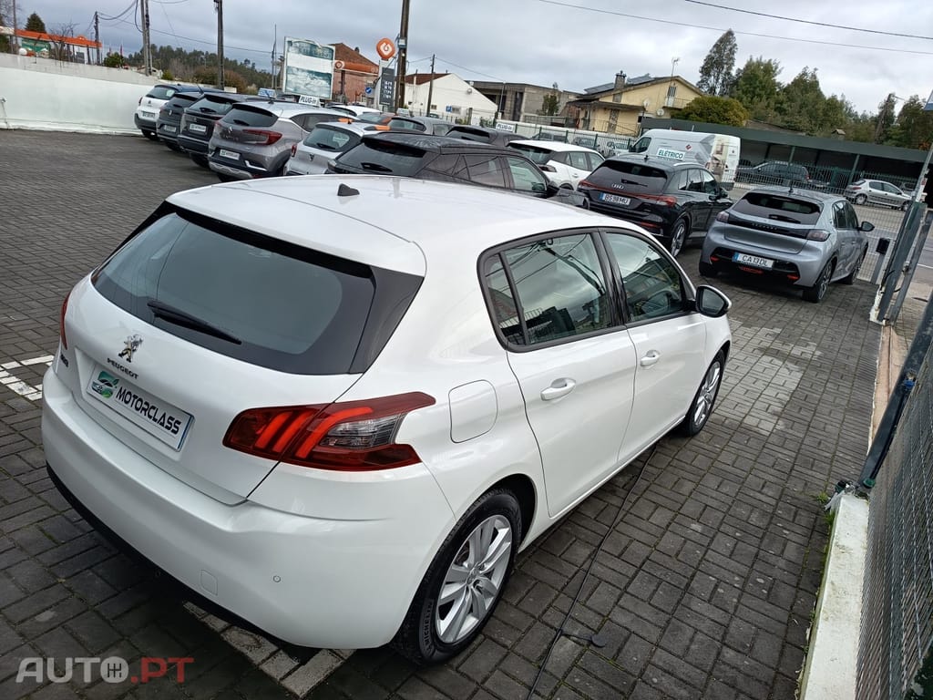 Peugeot 308 1.2 PureTech Style