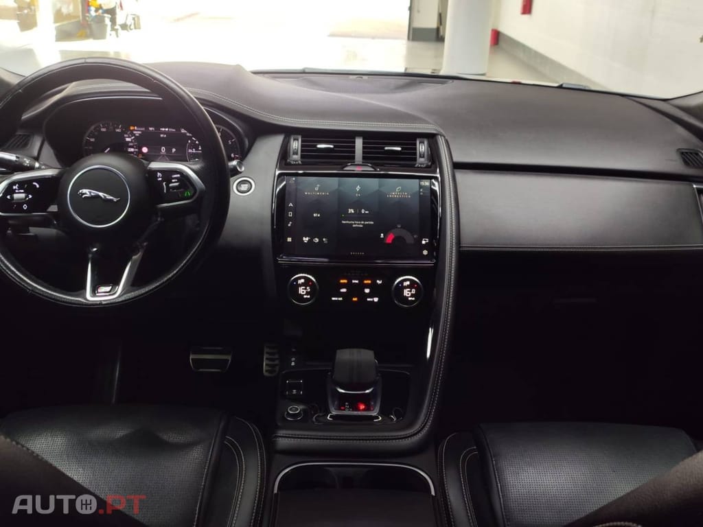 Jaguar E-Pace 1.5 P300e R-Dynamic S AWD Aut.