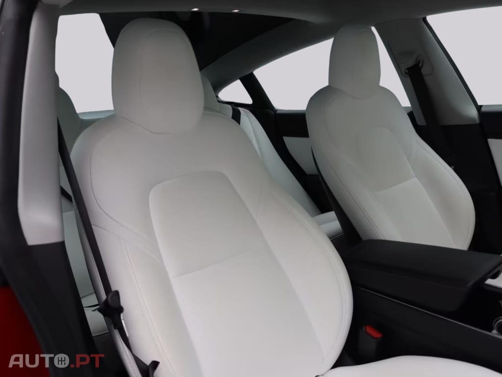 Tesla Model 3 Long-Range AWD I.V.A DEDUTÍVEL
