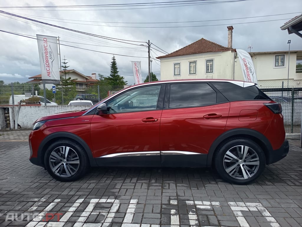 Peugeot 3008 1.6 Hybrid Allure e-EAT8
