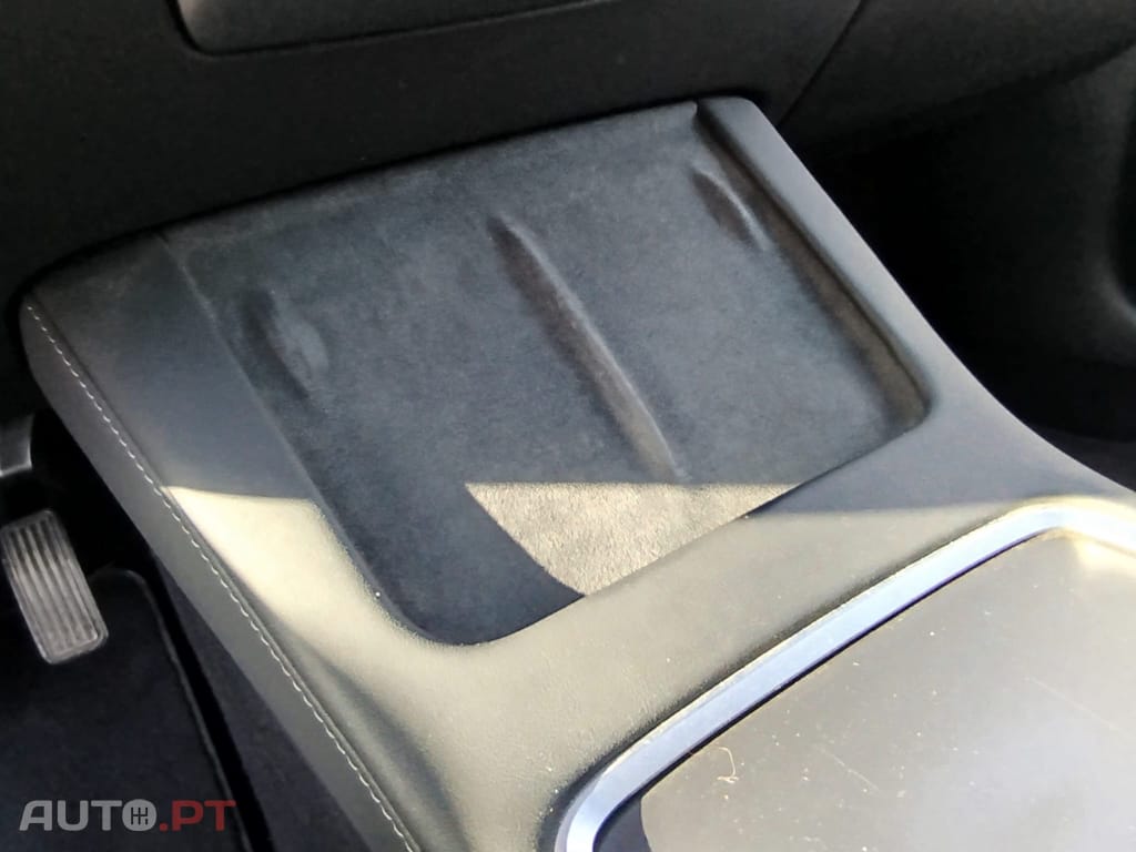 Tesla Model 3 Tração Traseira Premium