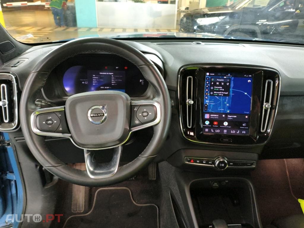 Volvo XC40 Recharge Core