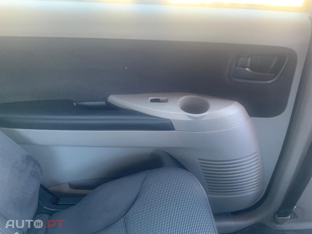 Mitsubishi Grandis 2.0 DI-D Invite
