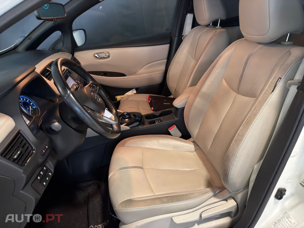 Nissan Leaf Tekna ProPilot Park