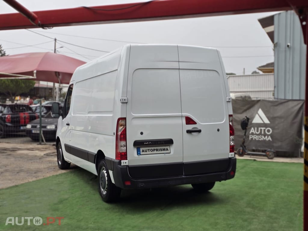 Renault Master 2.3 dCi 100.33 L2H2