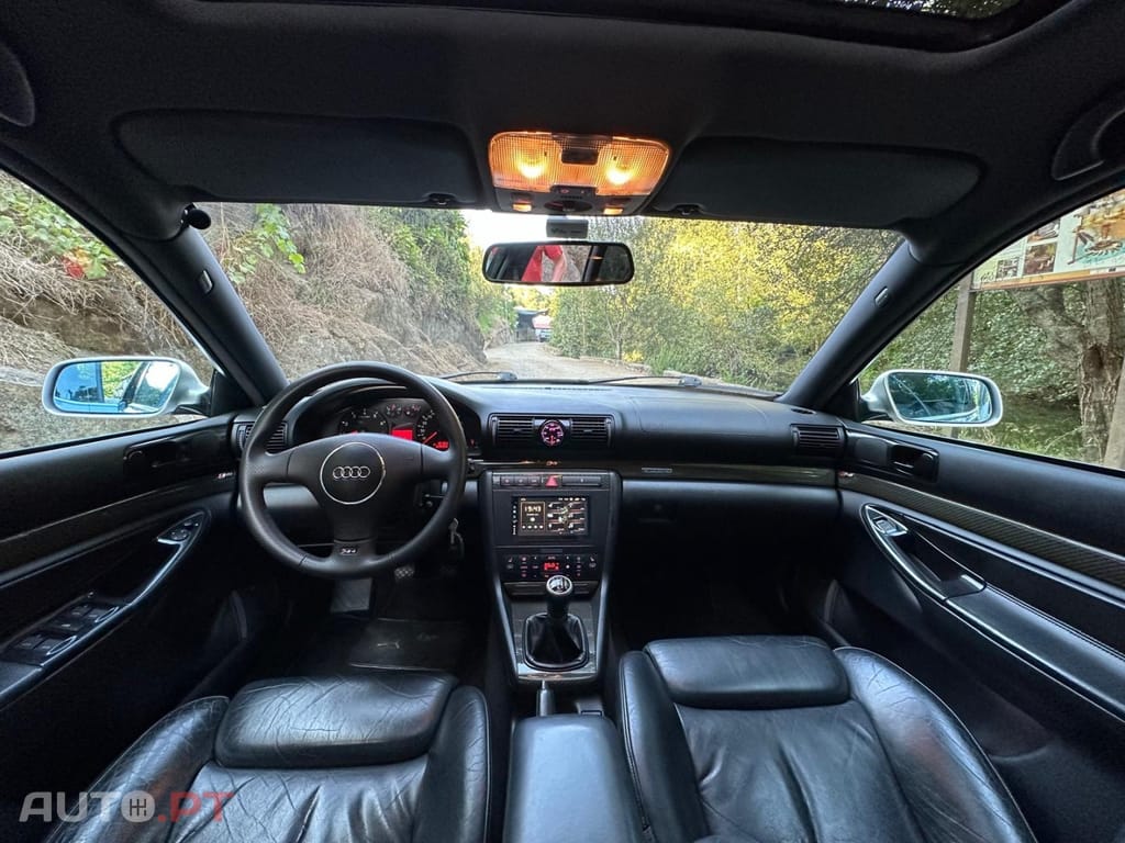 Audi RS4 2.7 V6 quattro