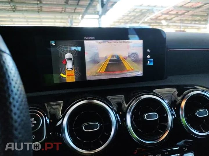 Mercedes-Benz A 180 d AMG Line