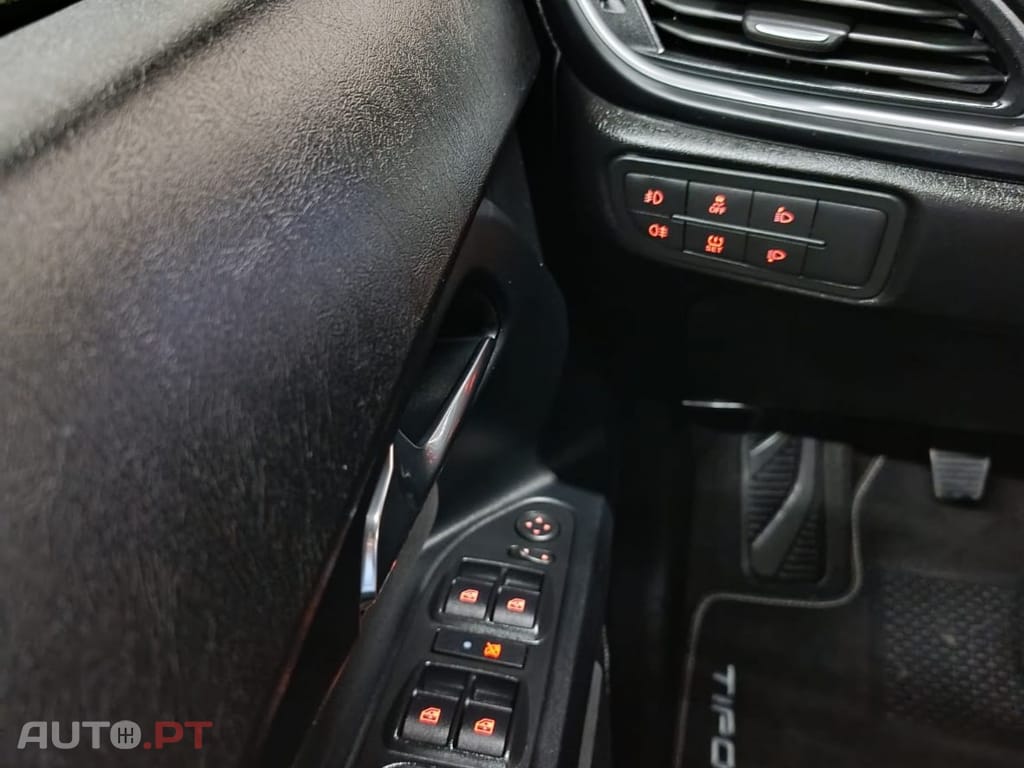 Fiat Tipo 1.6 M-Jet Lounge 