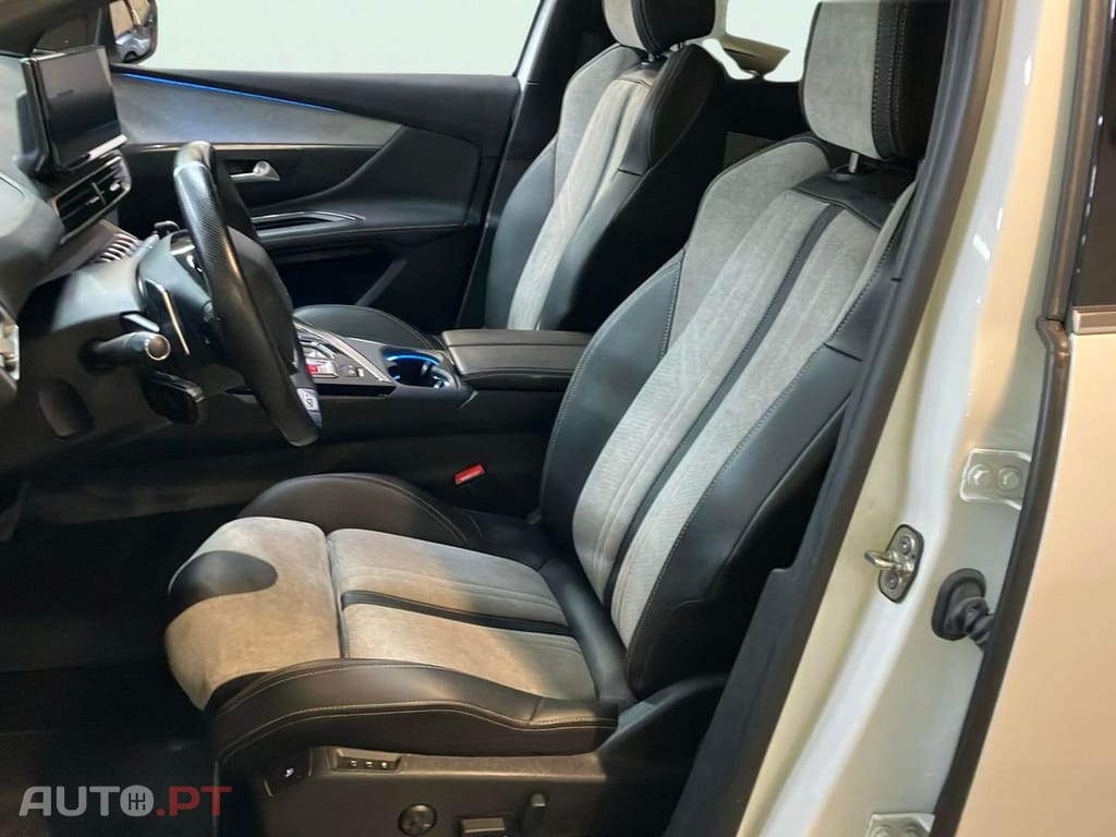 Peugeot 3008 1.6 Hybrid4 GT Pack e-EAT8