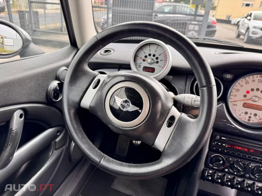 MINI Cooper One 1.4 D