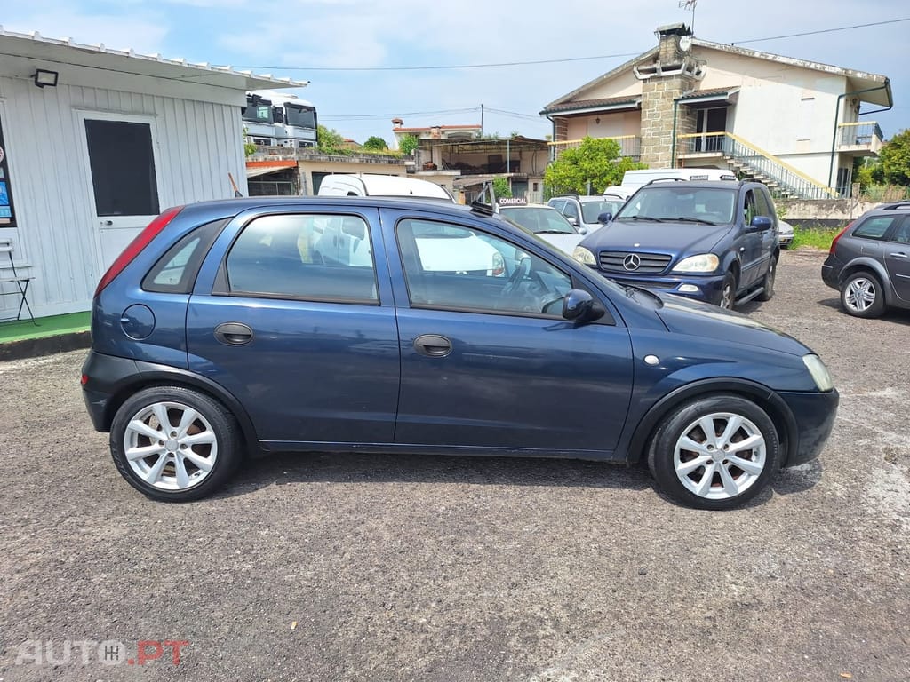 Opel Corsa 1.7 DTi 16V Confort