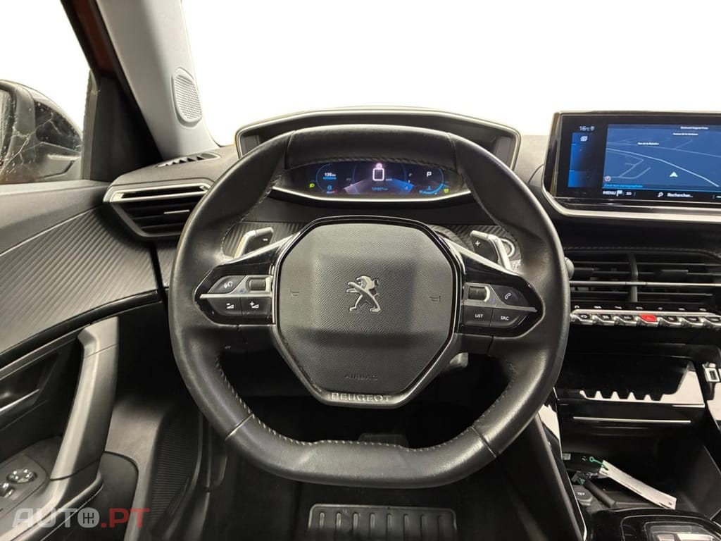Peugeot 2008 1.5 BlueHDi Allure Pack EAT8