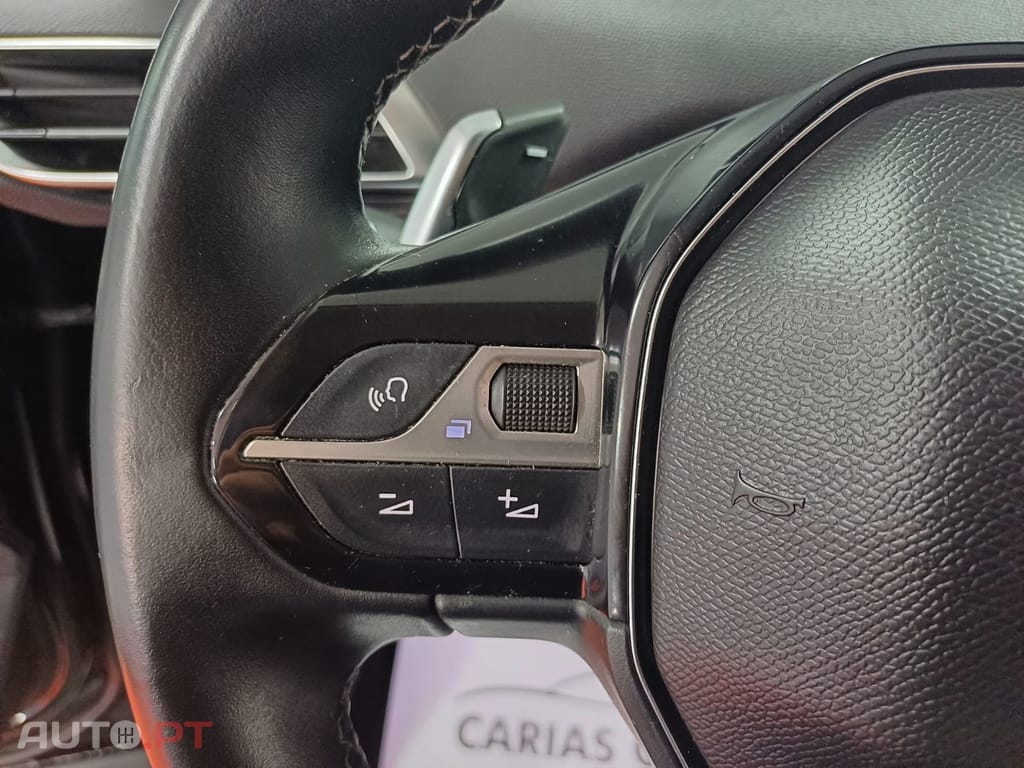 Peugeot 5008 1.5 BlueHDi Allure EAT8