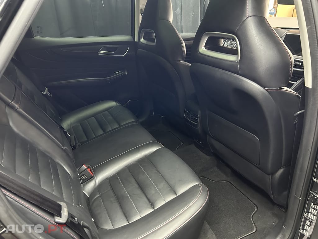 MG EHS 1.5 T-GDI Plug-in Hybrid Luxury