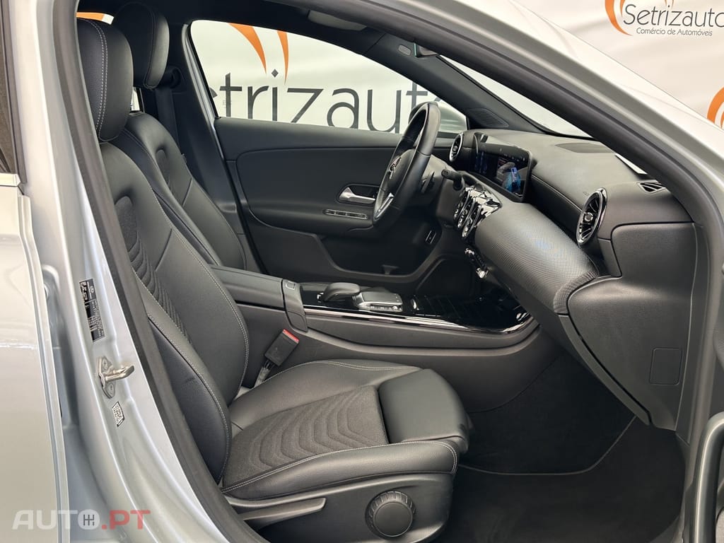 Mercedes-Benz A 250 e Style Plus