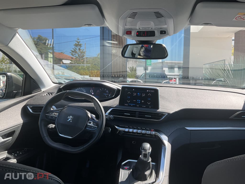 Peugeot 3008 1.2 PureTech Allure