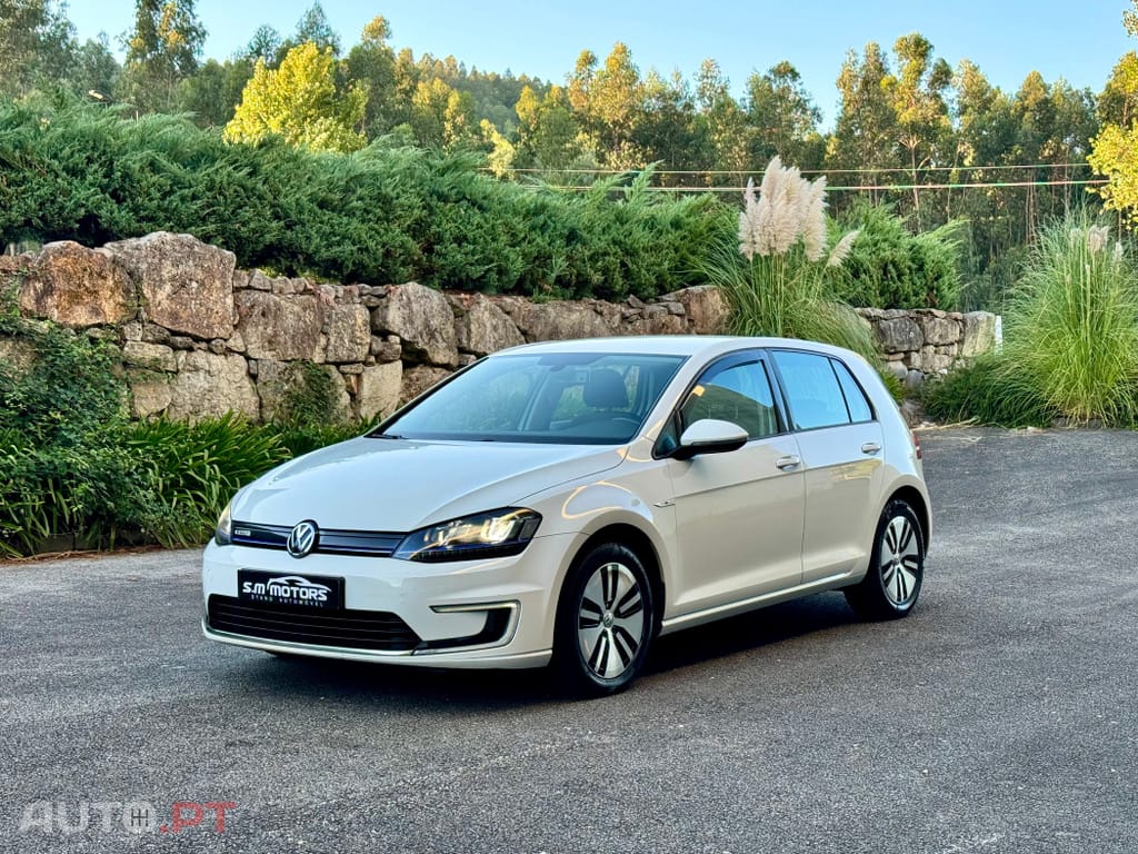 Volkswagen e-Golf AC/DC