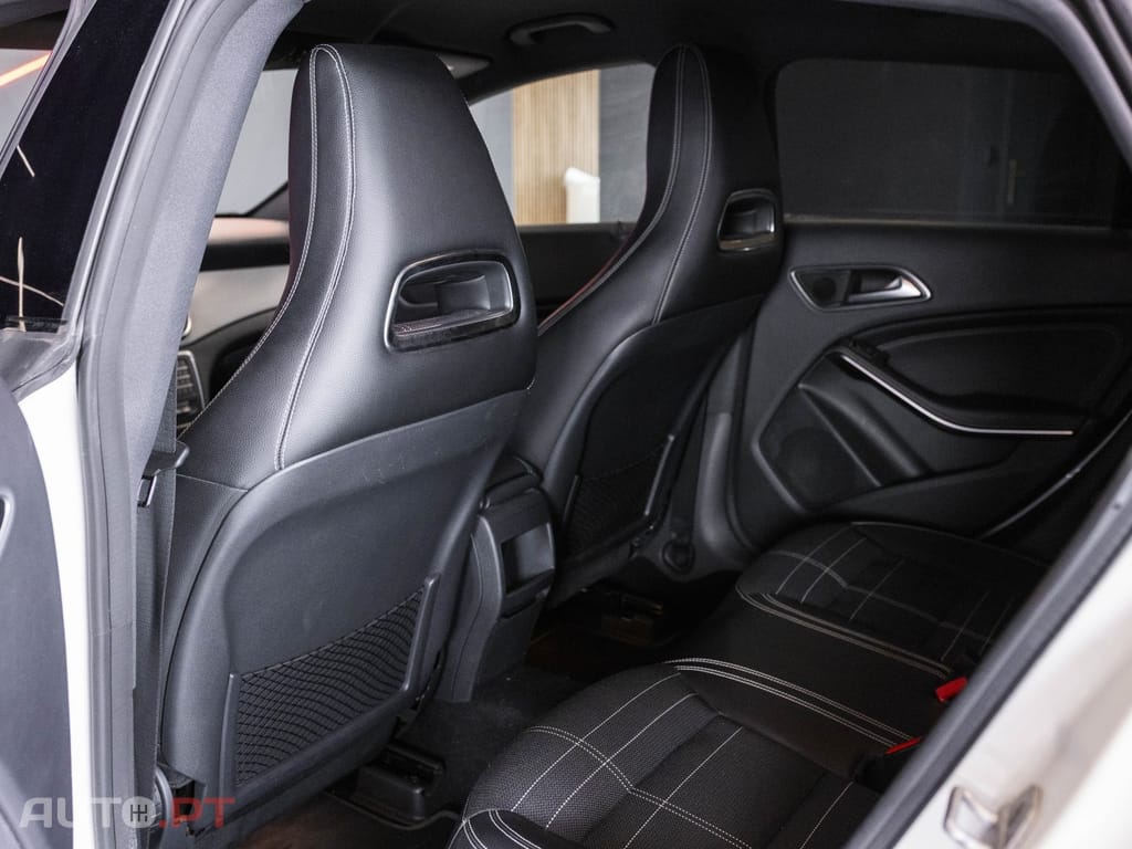 Mercedes-Benz CLA 180 Urban Style Edition