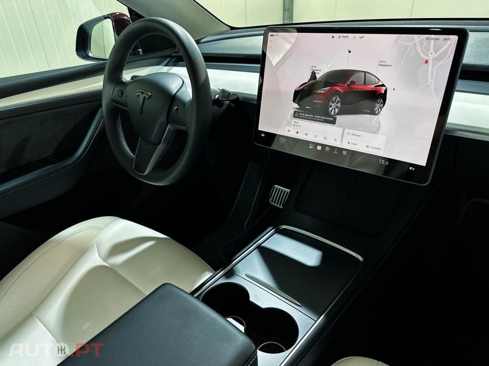 Tesla Model Y Standard
