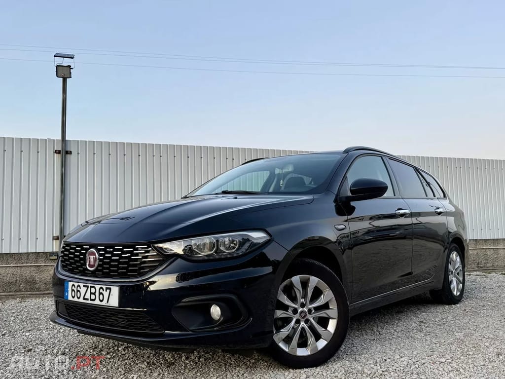 Fiat Tipo 1.3 M-Jet Lounge Tech
