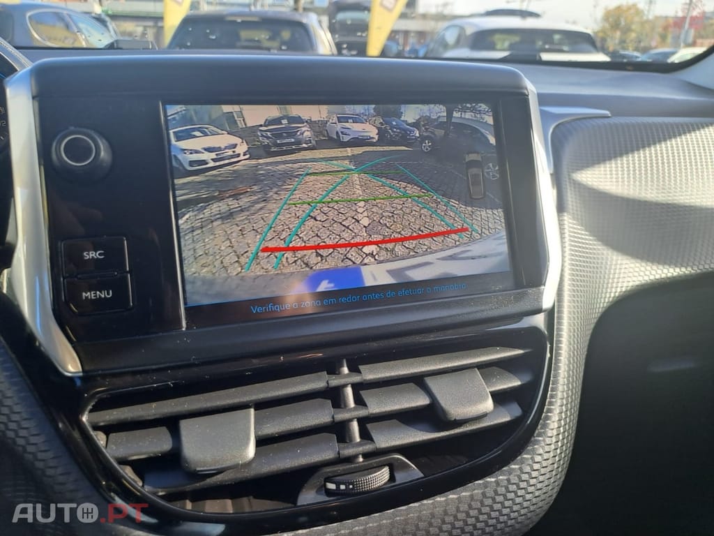 Peugeot 2008 1.2 PureTech Allure