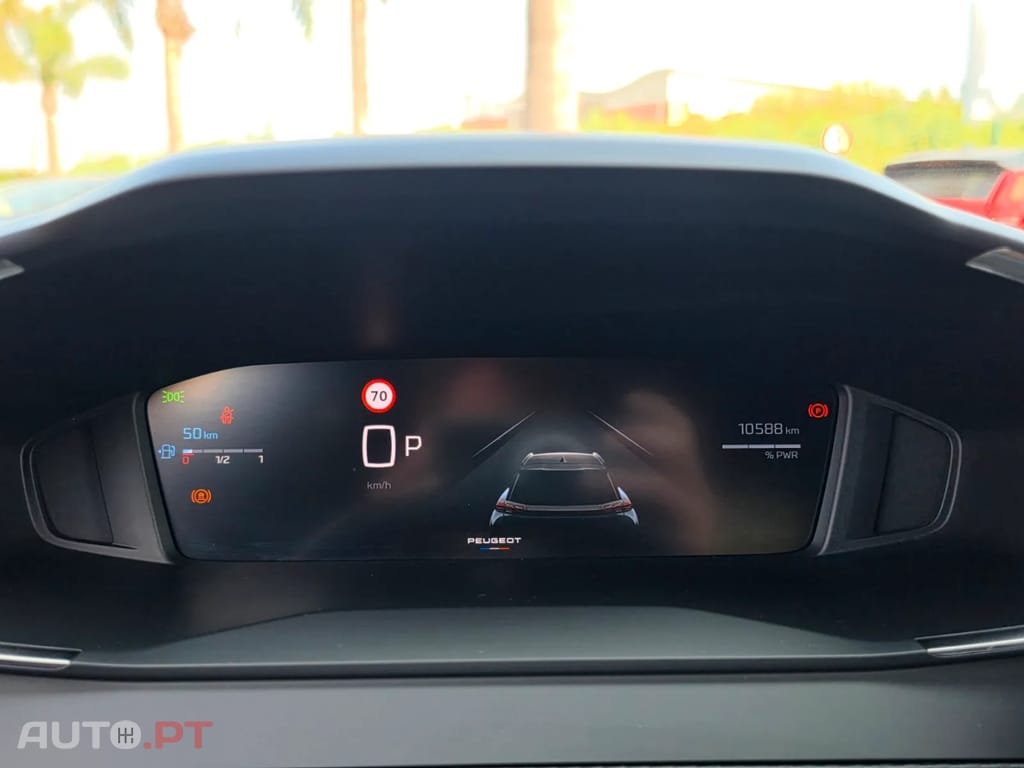 Peugeot 2008 Hybrid 136 e-DSC Allure
