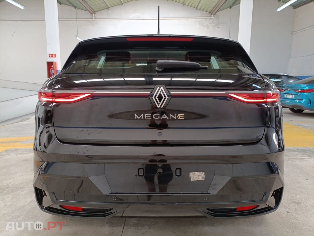 Renault Mégane E-Tech EV60 220hp optimum charge Equilibre
