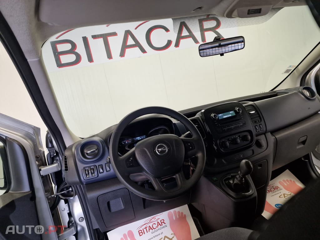 Opel Vivaro COMBI 1.6 CDTI L1H1 APENAS 28.000KMS