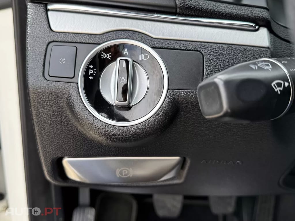 Mercedes-Benz E 250 CDI Avantgarde BlueEfficiency