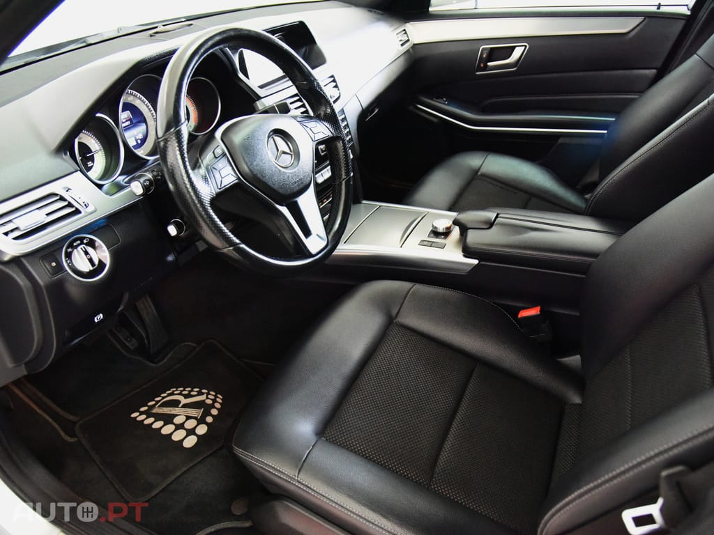 Mercedes-Benz E 300 BlueTEC Hybrid Avantgarde