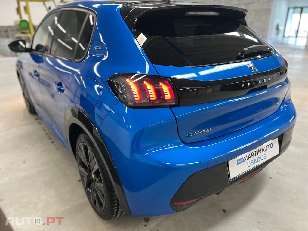 Peugeot E-208 50 kWh GT