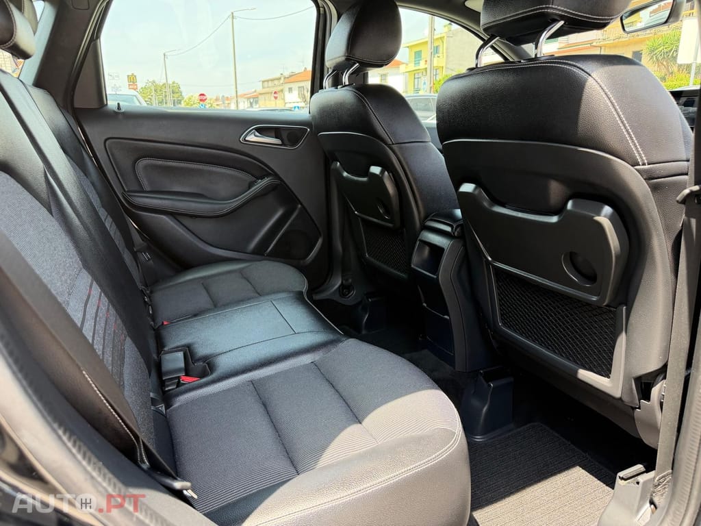 Mercedes-Benz B 180 d Urban