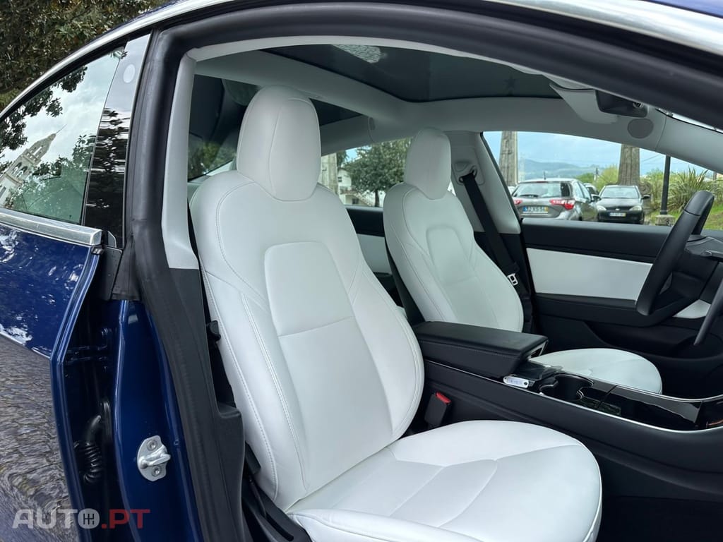 Tesla Model 3 Standard Range Plus RWD