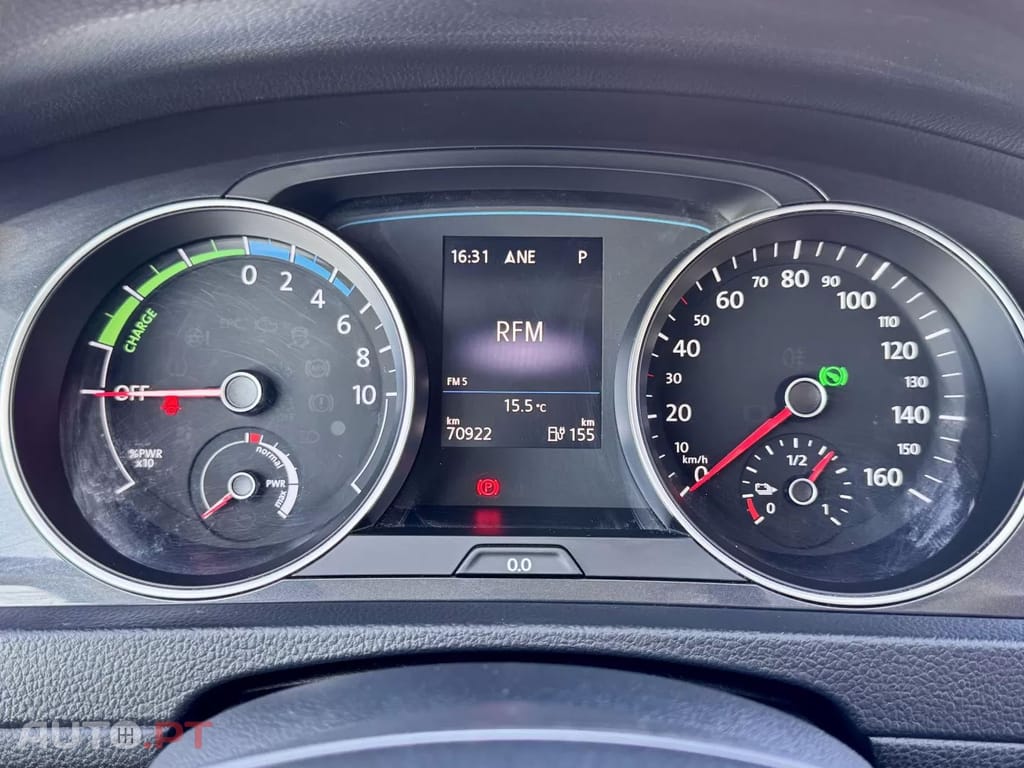 Volkswagen e-Golf Standard