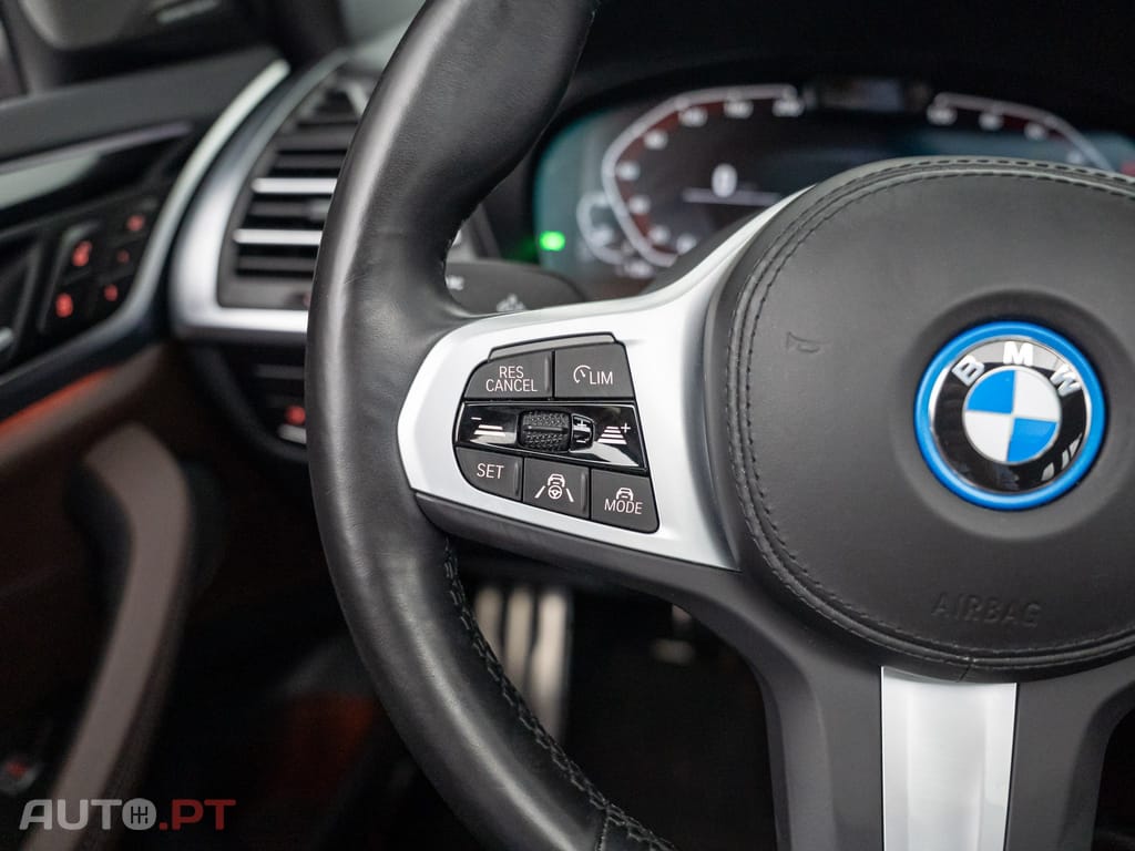 BMW iX3 M Sport Impressive