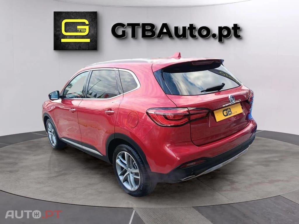 MG EHS LUXURY PHEV