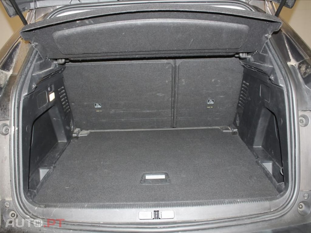 Peugeot 3008 1.5 BlueHDi Active Pack EAT8