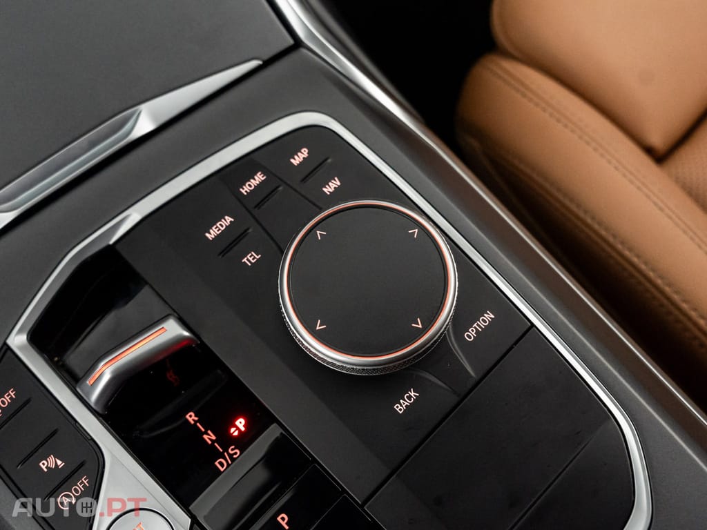 BMW 420 i Pack Desportivo M Auto