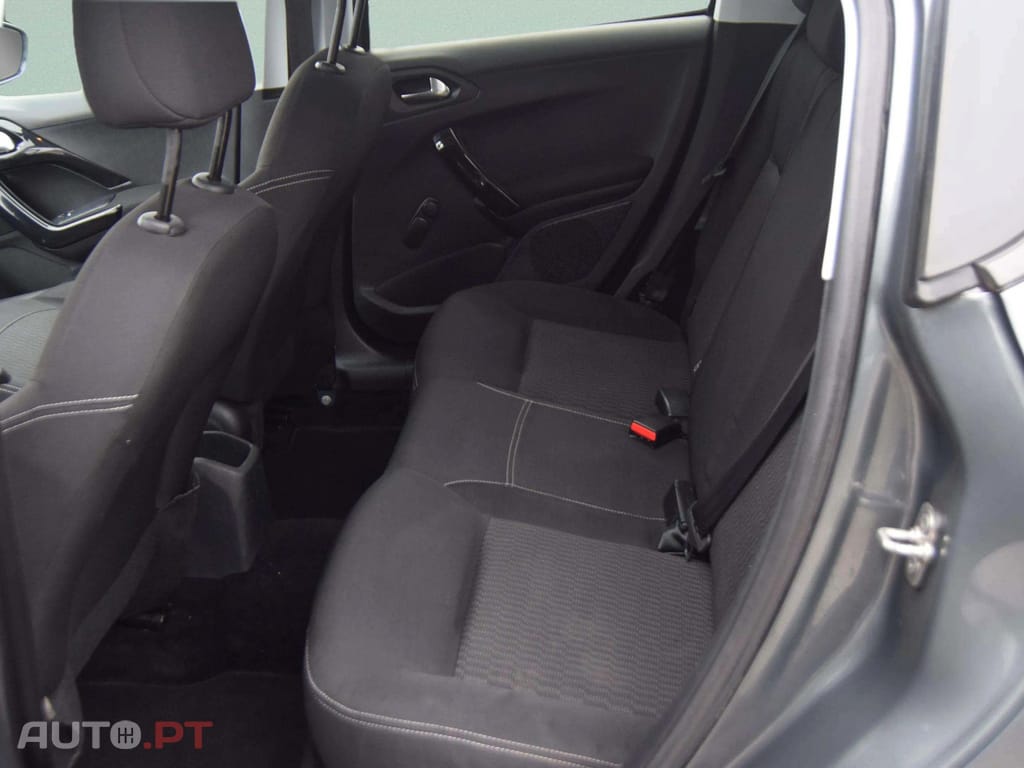 Peugeot 208 1.2 PureTech Allure