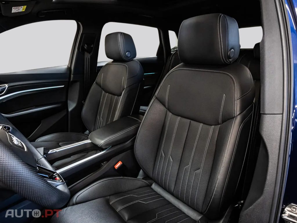 Audi E-Tron I.V.A DEDUTIVEL S BLACK  