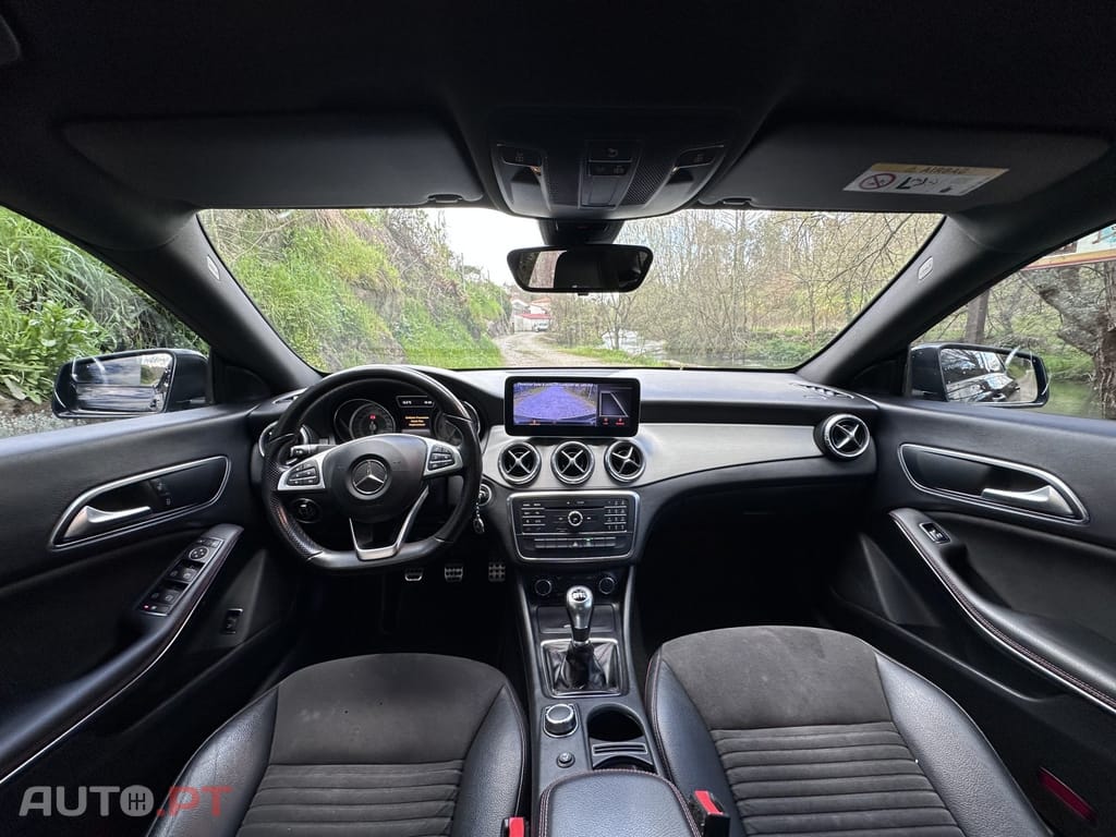 Mercedes-Benz CLA 200 d AMG LINE